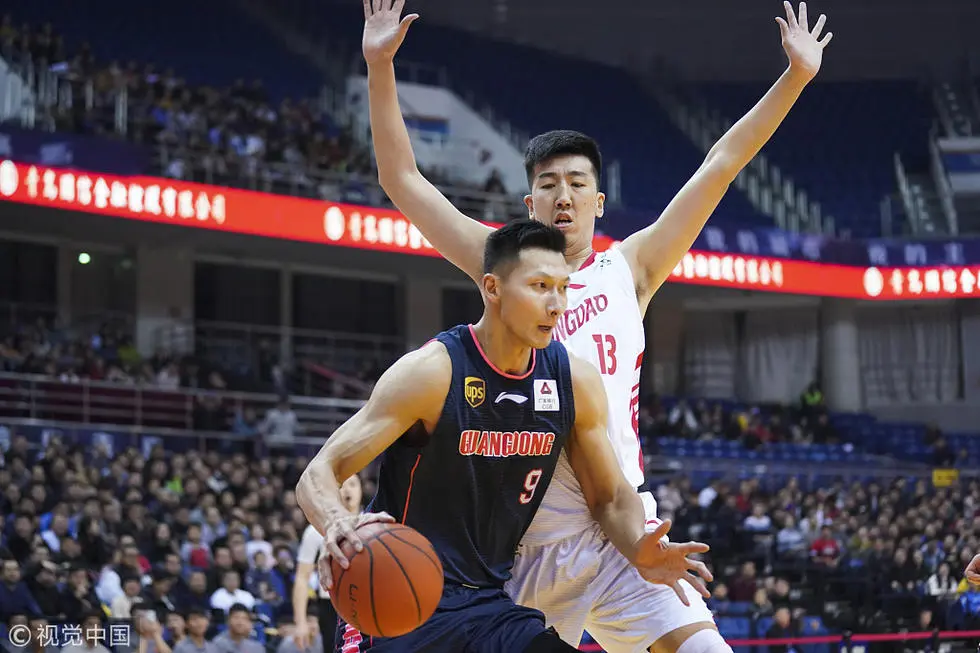 广东队豪胜浙江，领跑积分榜十分稳固的简单介绍